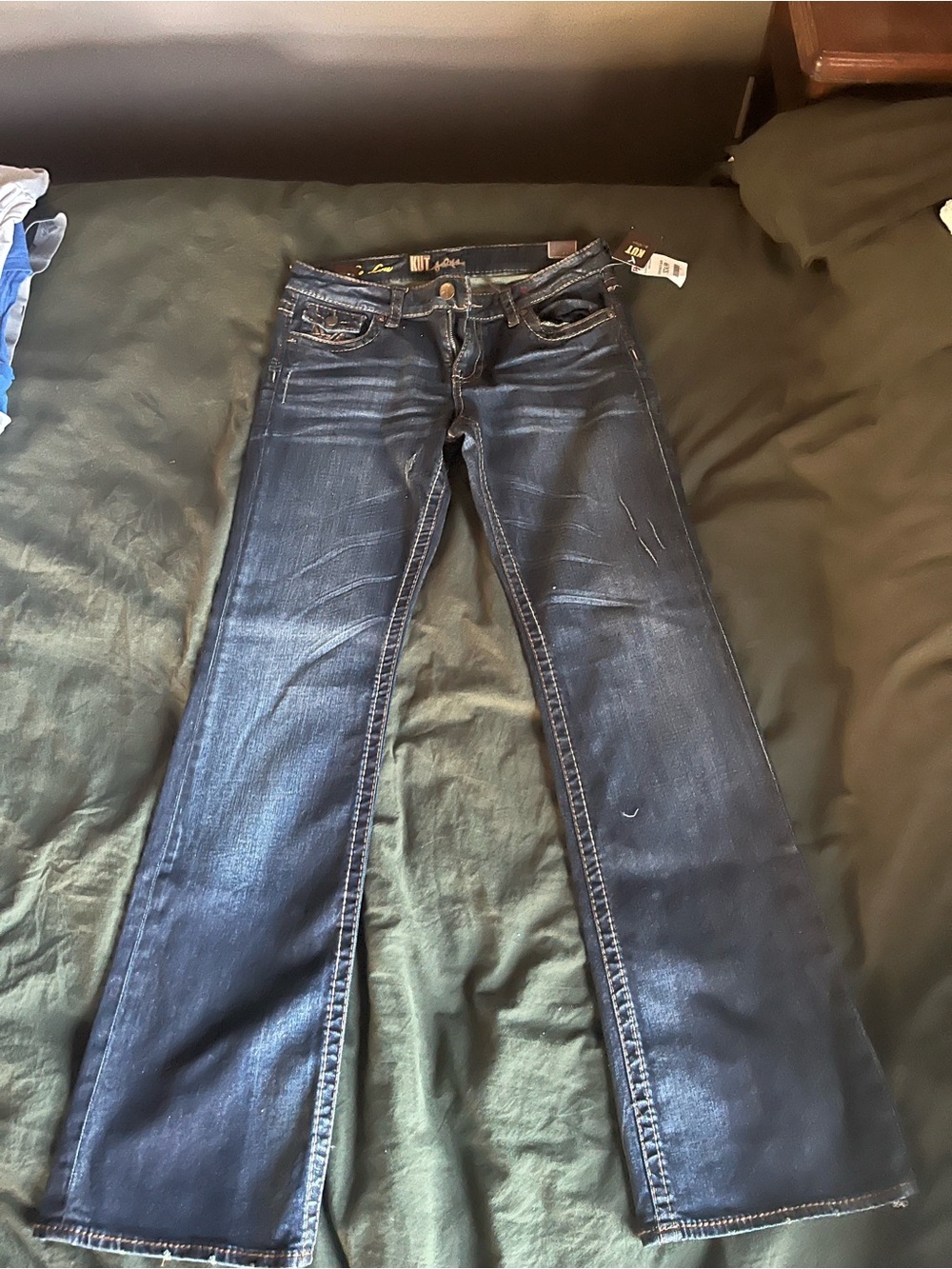 NWT Kut from the Kloth Kate Low Rise Bootcut Distressed Jeans